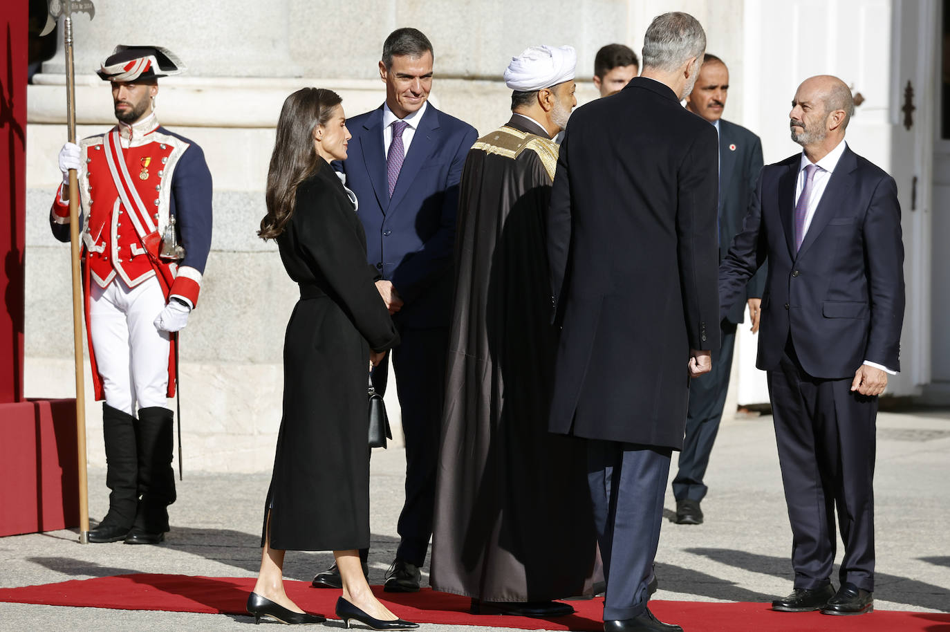 El elegante look con el que la reina Letizia ha acaparado todas las miradas del Palacio Real