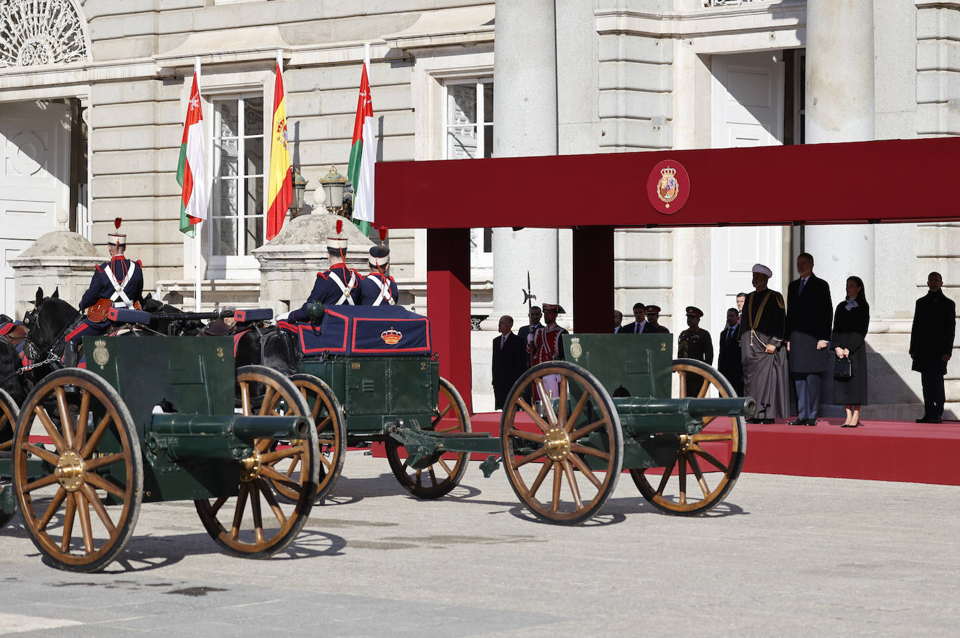 El elegante look con el que la reina Letizia ha acaparado todas las miradas del Palacio Real