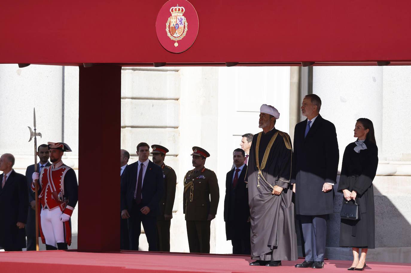 El elegante look con el que la reina Letizia ha acaparado todas las miradas del Palacio Real