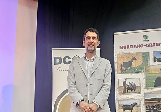Christian de la Fe, catedrático de Sanidad Animal de la Facultad de Veterinaria de la Universidad de Murcia.