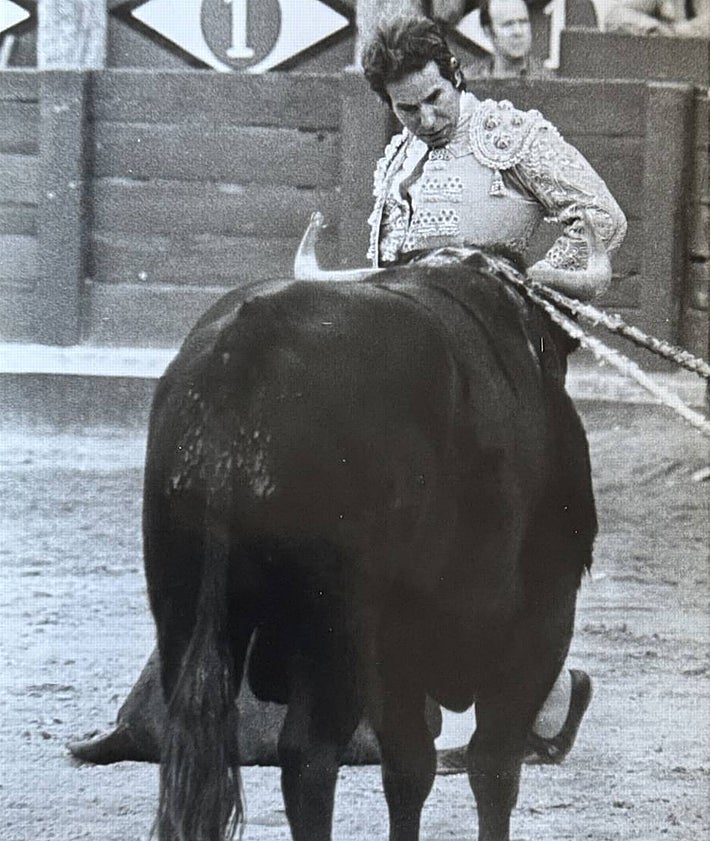 Imagen secundaria 2 - Tres momentos de actuaciones de Rafael de Paula en la plaza de toros de La Glorieta. 