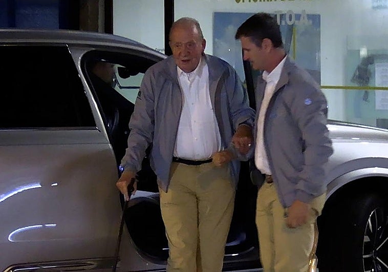 La espontánea e indiferente contestación del Rey Juan Carlos I al preguntarle por sus memorias