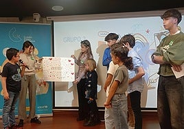 Los pequeños de Carbajosa durante su intervención en Valladolid.