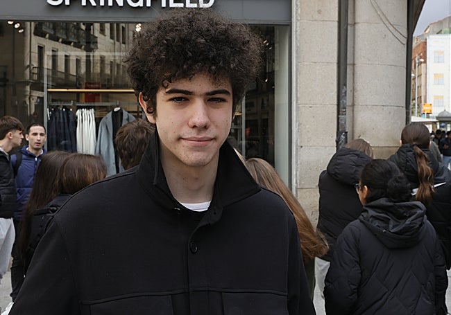 Juan Balsa, alumno de 1º de Bachillerato en el colegio Amor de Dios.