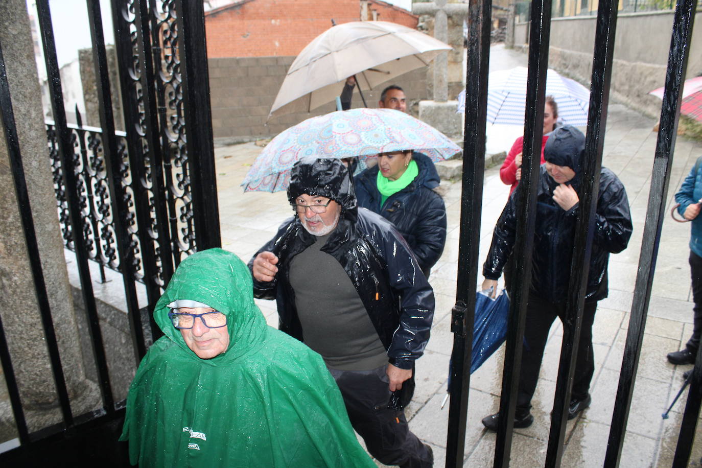 El Festival de la Candela no se detiene ni con la lluvia