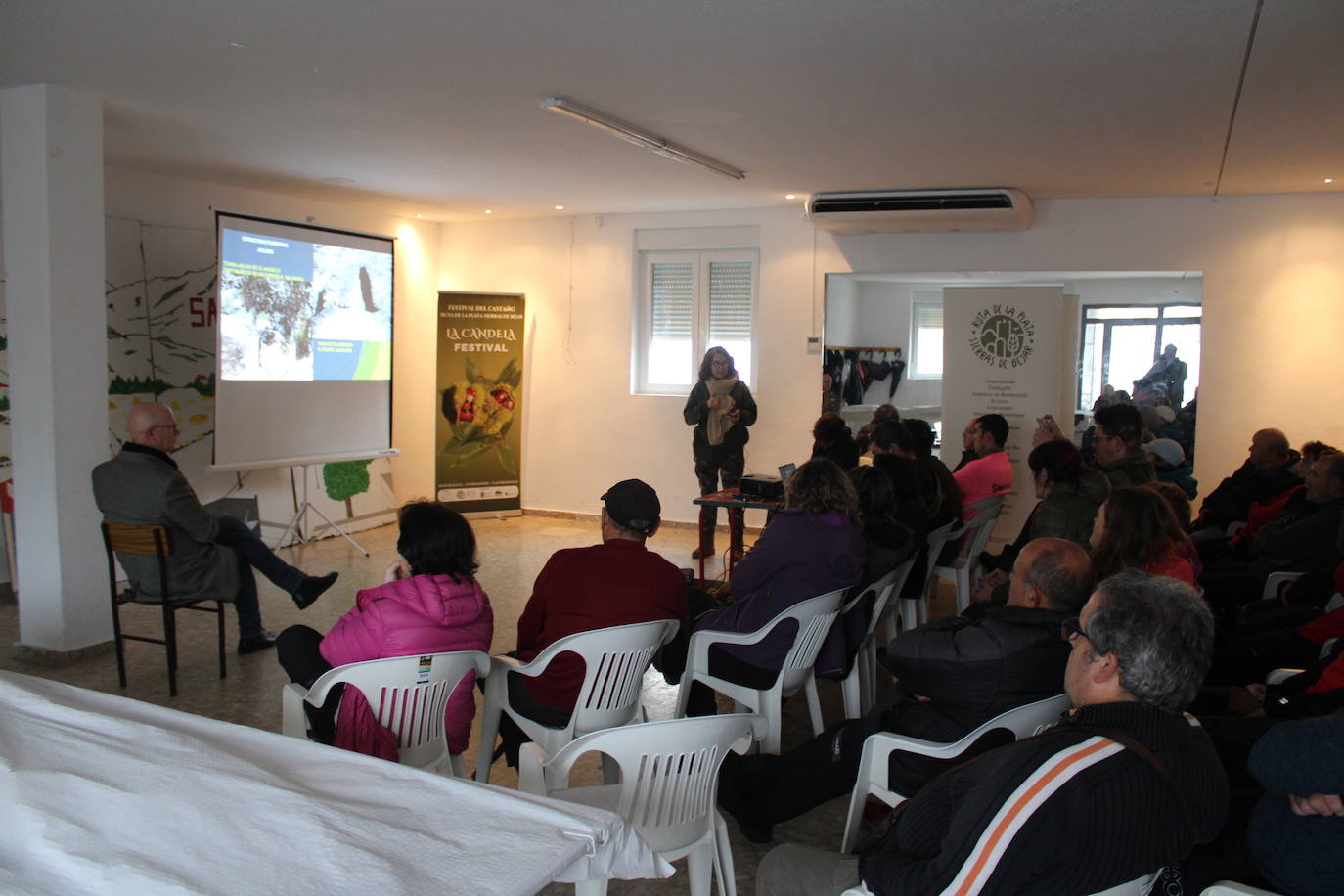El Festival de la Candela no se detiene ni con la lluvia