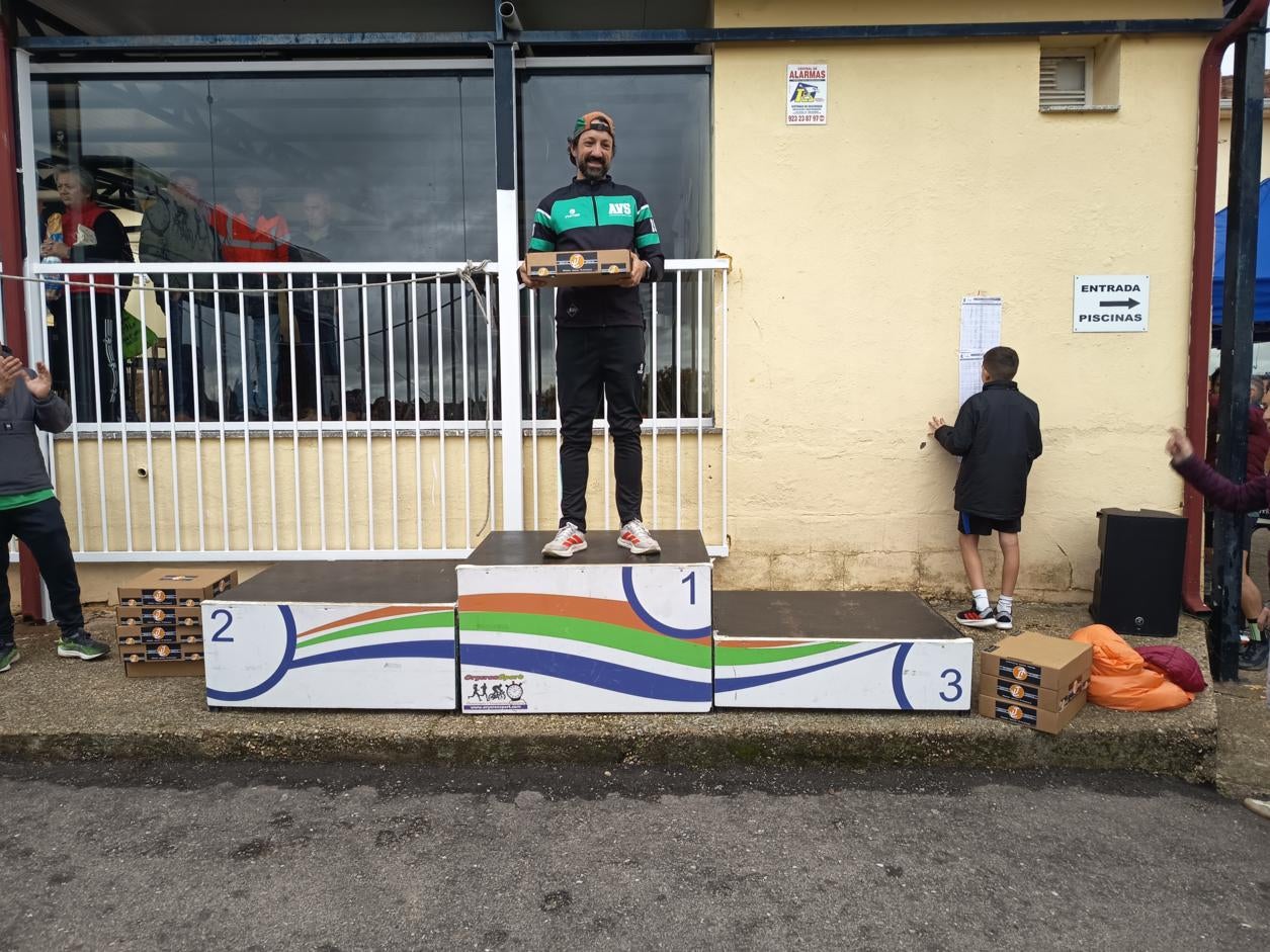 Dani Sanz y Verónica Sánchez, los más rápidos en Almenara de Tormes