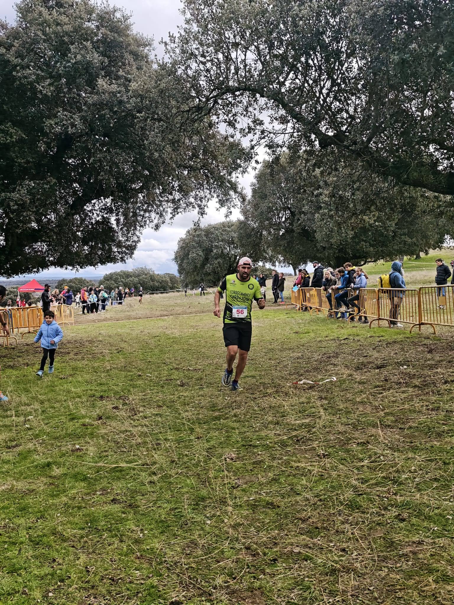 Fiesta del campo a través en Castro Enríquez: inicio de los Juegos Escolares y Carrera Popular Taurina