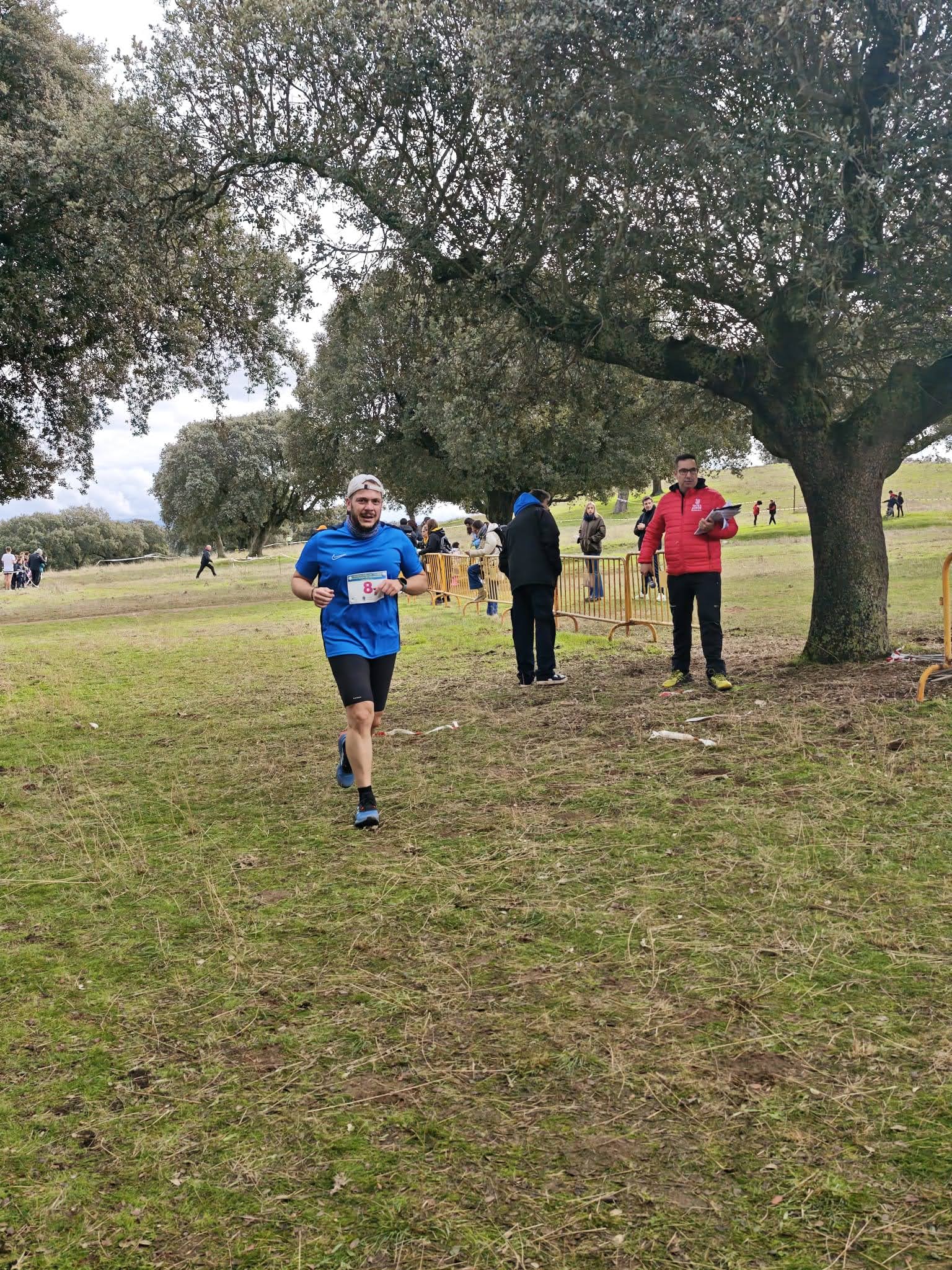 Fiesta del campo a través en Castro Enríquez: inicio de los Juegos Escolares y Carrera Popular Taurina