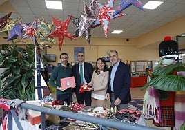 Alberto Vicente, responsable de Comunicación de Cáritas; Luis Norberto González, director del Centro Europe Direct de la USAL; Mariola de la Fuente, miembro de la Junta Directiva de Pyfano; y Miguel Ángel Bellver, director de la EOI.