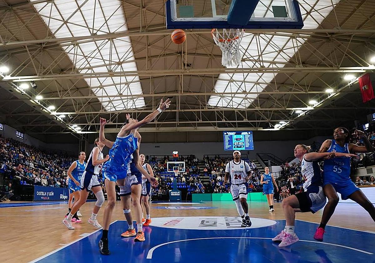 Las mejores imágenes de la victoria del Avenida frente al Gernika