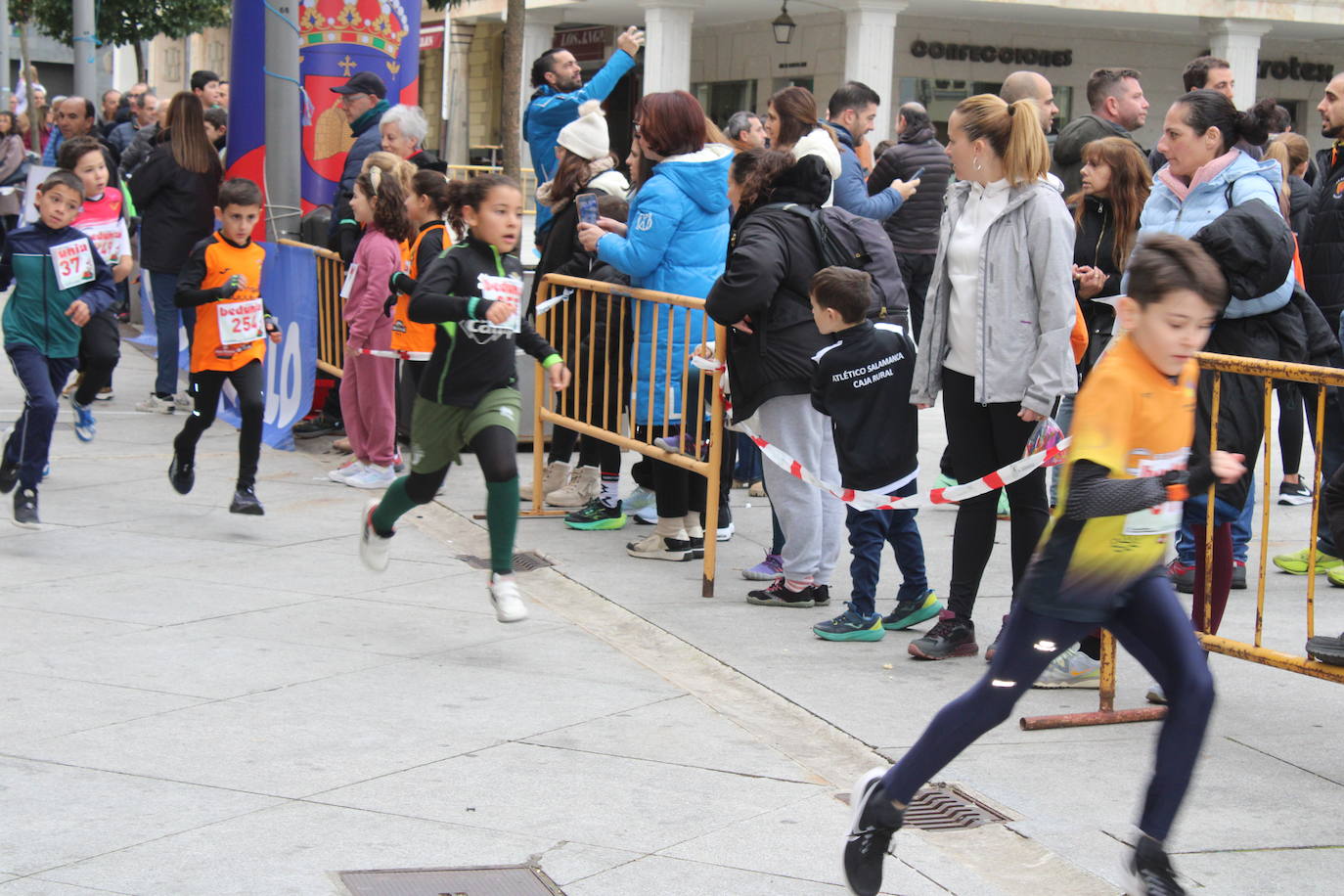Guijuelo disfruta con su jamón velo más solidario