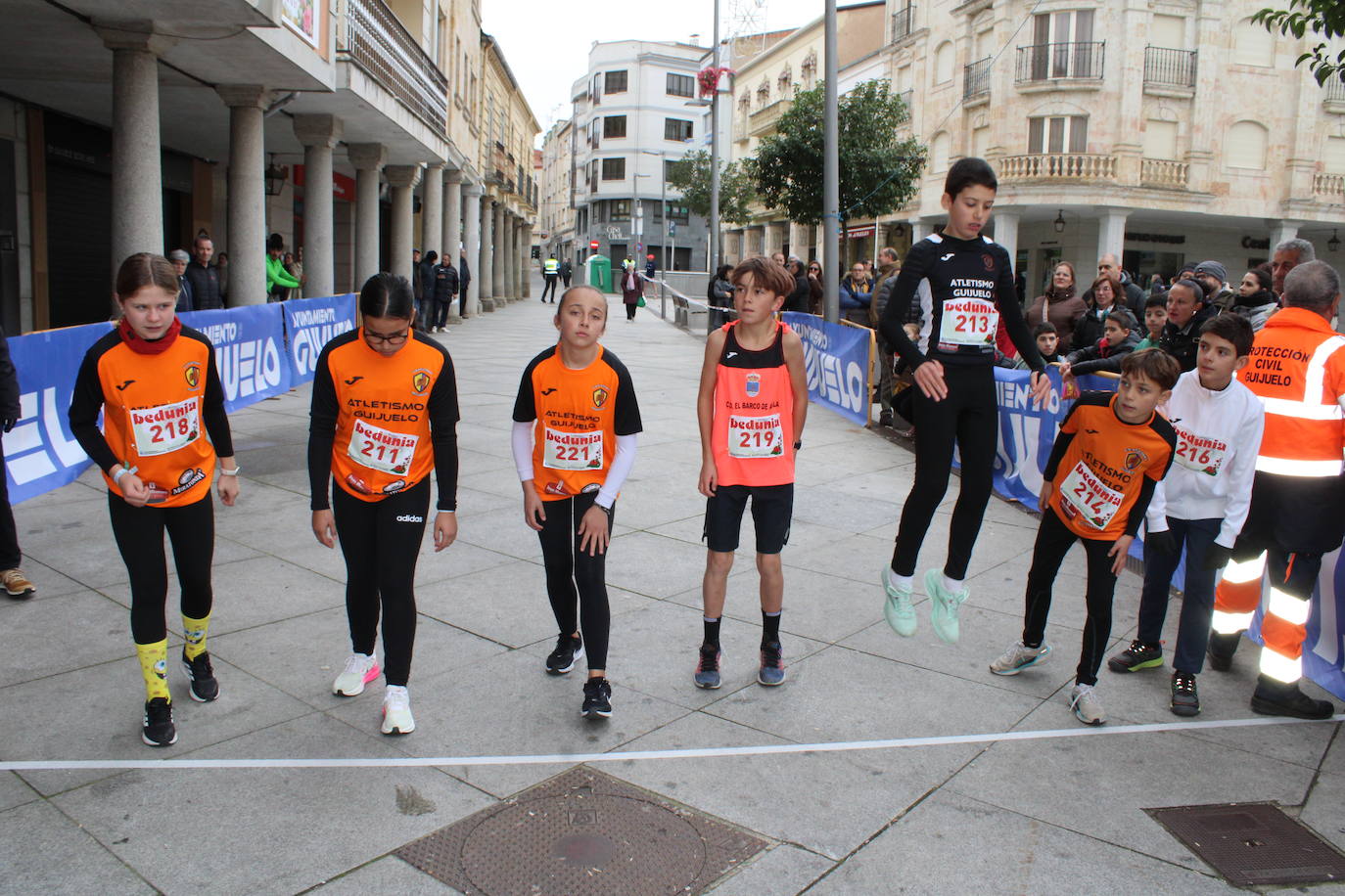 Guijuelo disfruta con su jamón velo más solidario