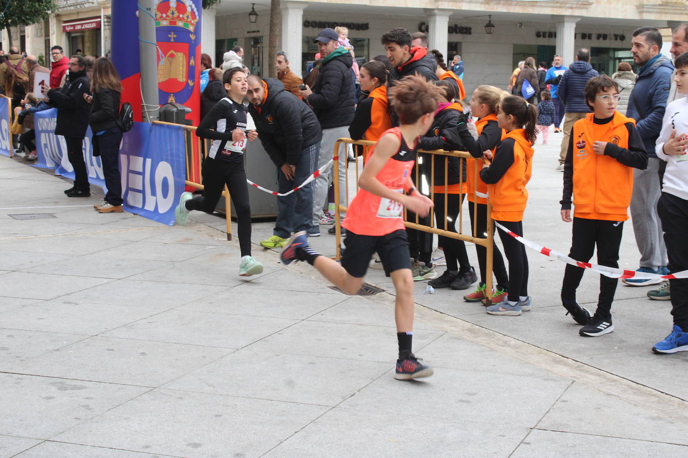 Guijuelo disfruta con su jamón velo más solidario