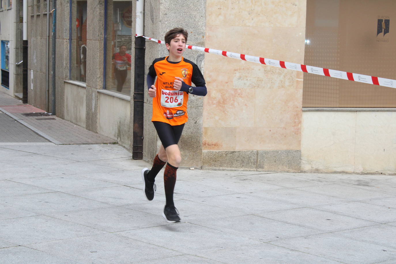 Guijuelo disfruta con su jamón velo más solidario