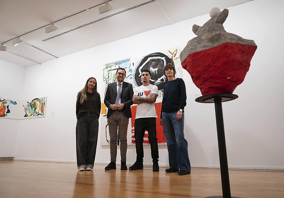 Ariadna Risueño, Ángel Fernández, Mateo Pardal y Tate Díez, en la inauguración.