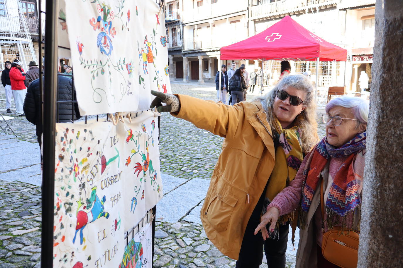 Un centenar de mayores participa en el proyecto &quot;Vincúlate&quot; de Cruz Roja en La Alberca
