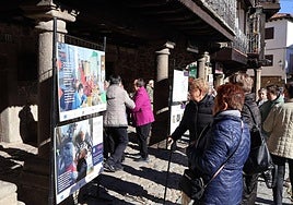 Los mayores pasaron una mañana de convivencia y actividades en la Plaza Mayor de La Alberca