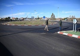 Una de las entradas a Ciudad Rodrigo reasfaltada.