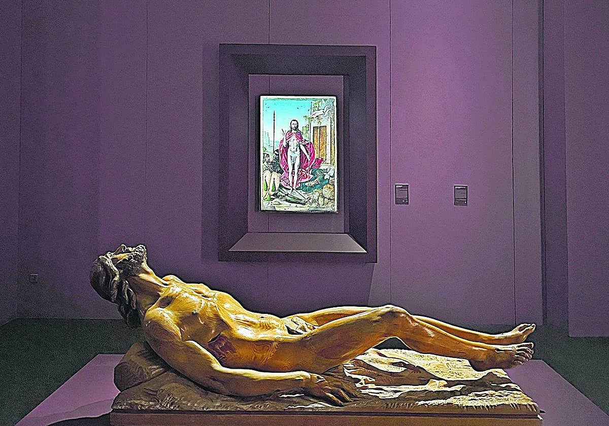 «Cristo que vuelve a la vida», de Venancio Blanco, en la exposición de Zamora.