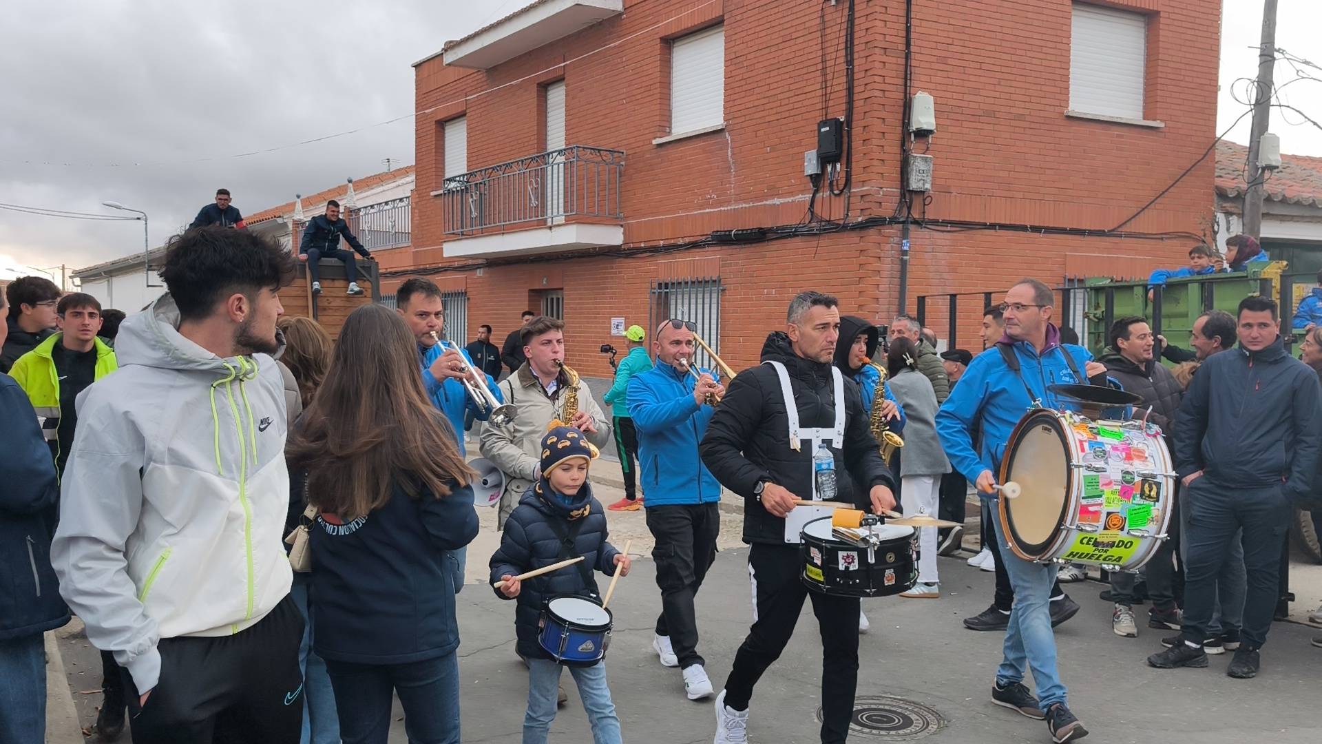 El Toro de San Andrés llena las calles de Palaciosrubios