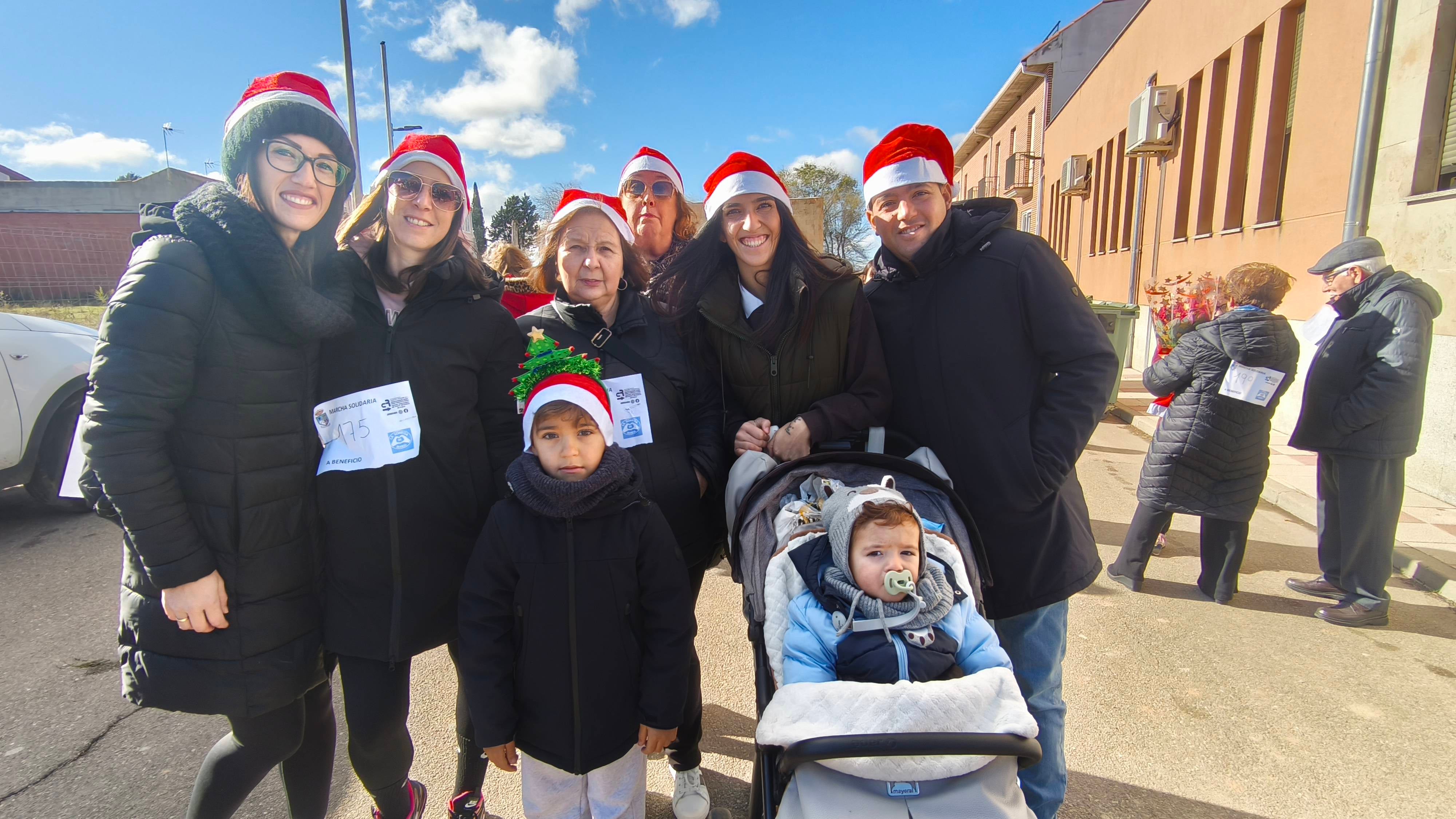 Pasos solidarios con acento navideño en Babilafuente