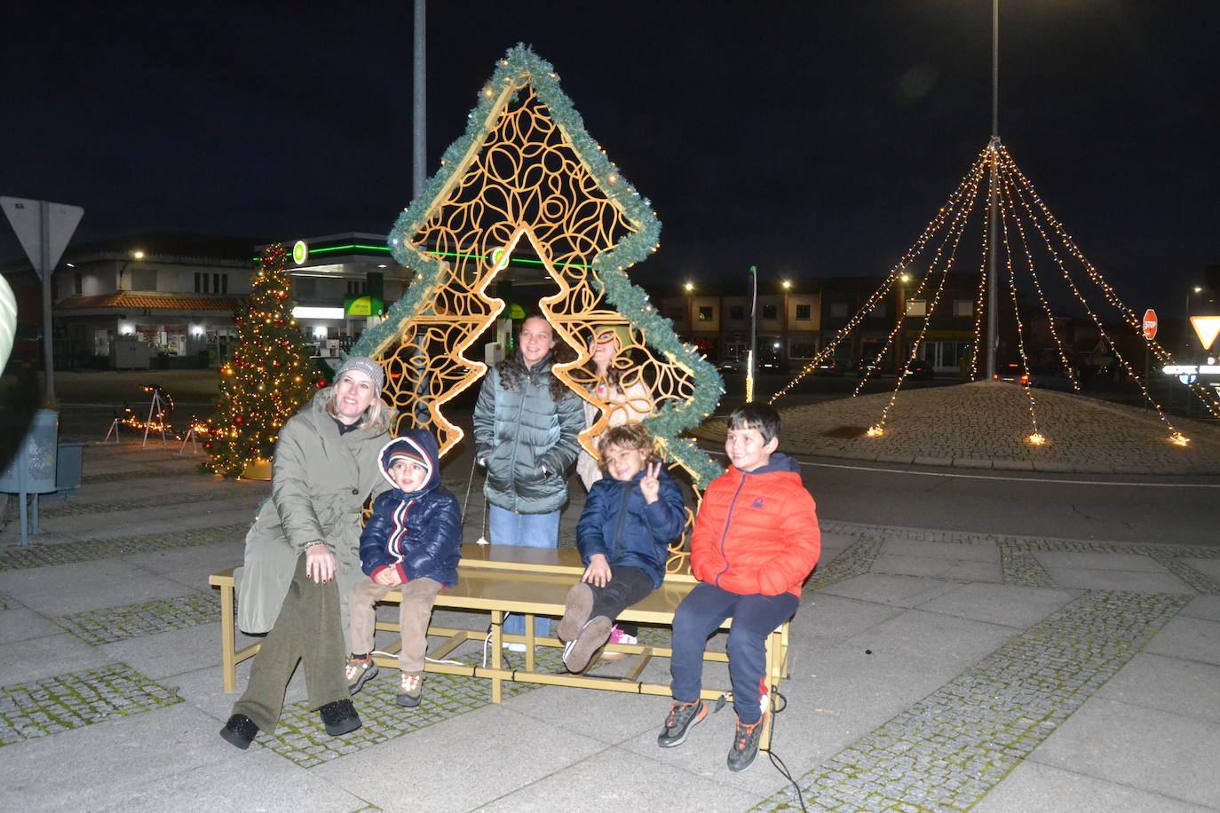 Fuentes de Oñoro abre la frontera a la Navidad