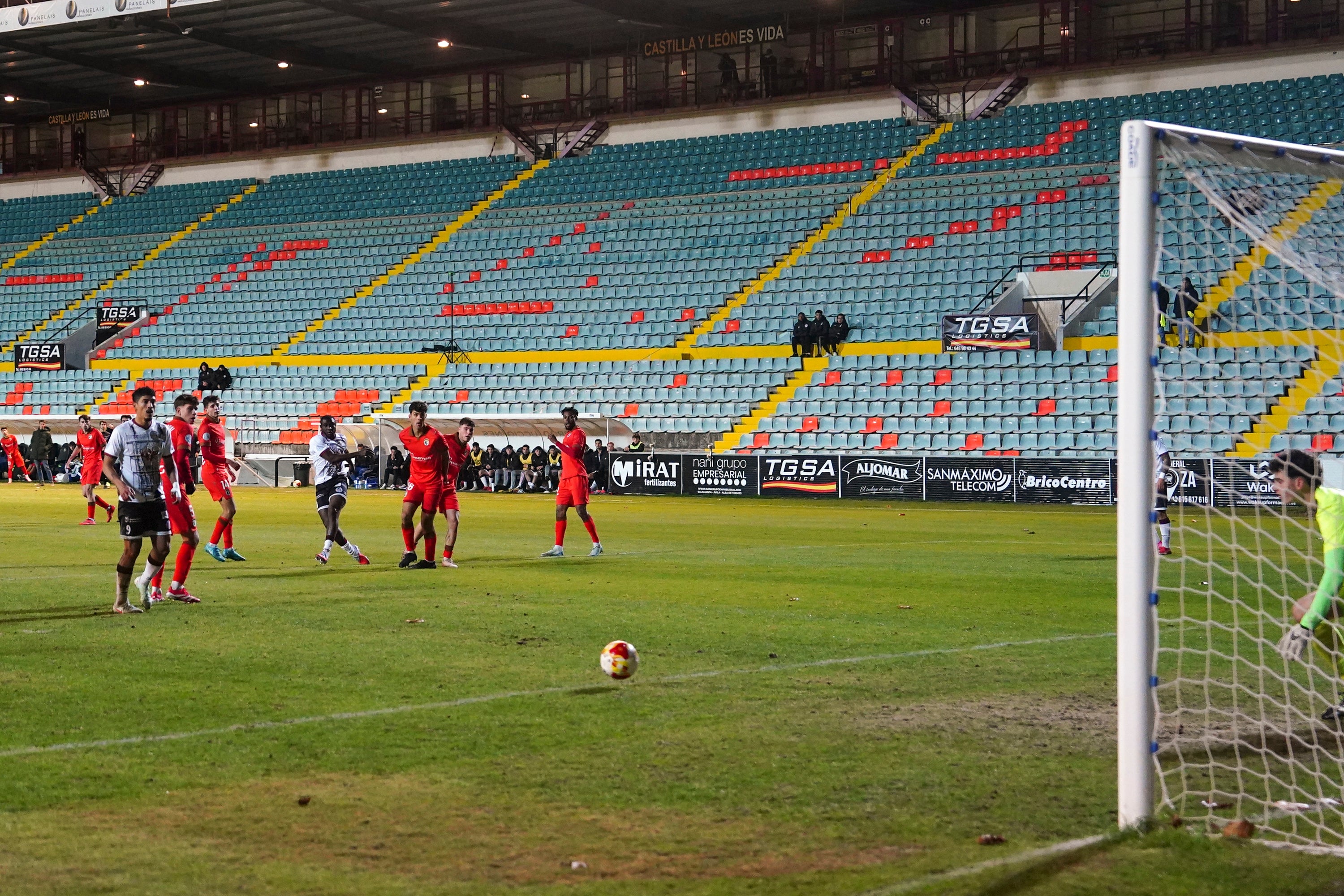 El Salamanca UDS - Burgos Promesas, en imágenes