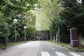 Imagen de la entrada al parque.