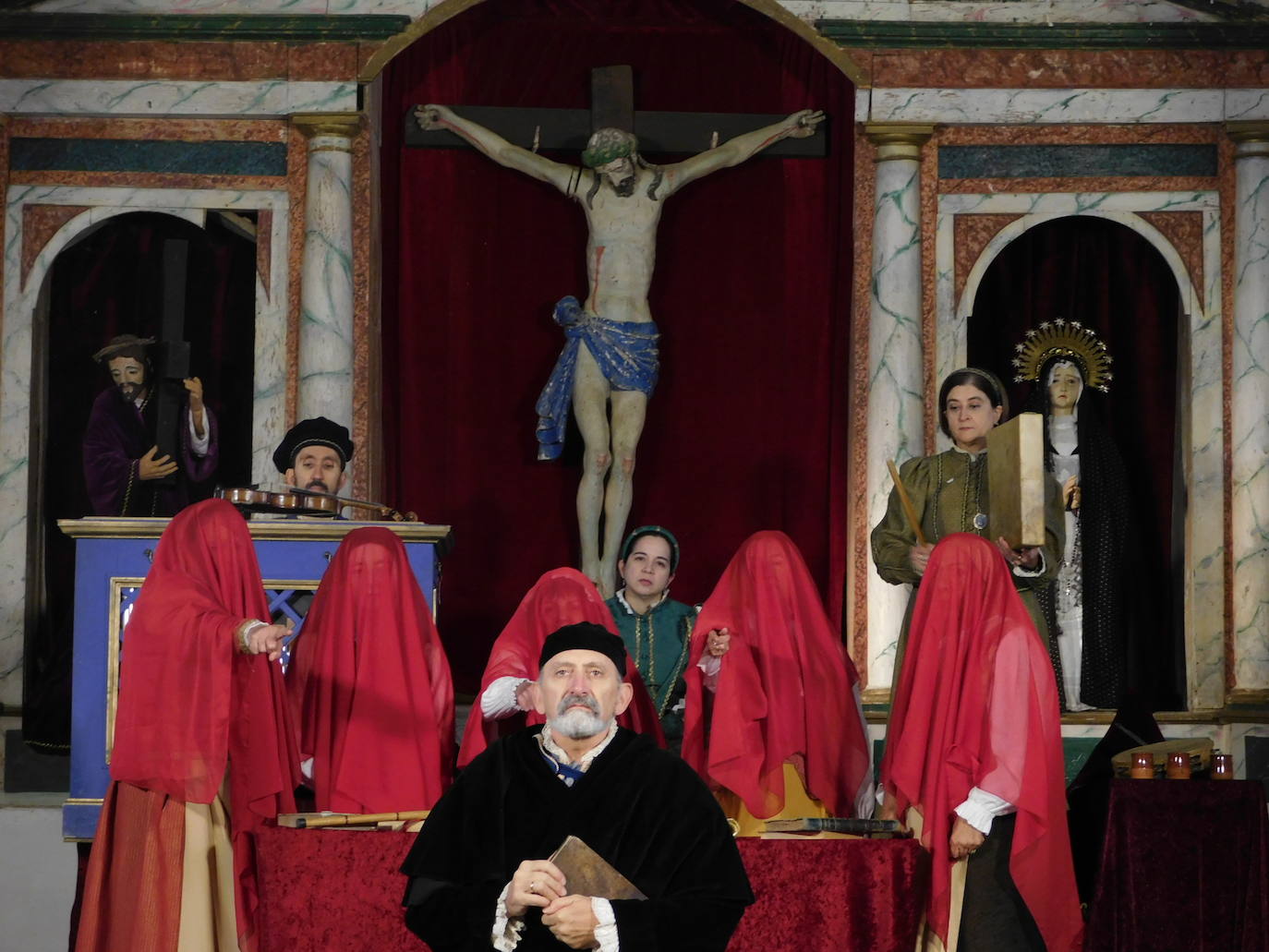 La Ermita del Cristo acogió en Robleda “Buscando a Nebrija”