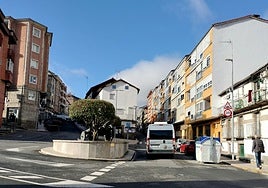 Imagen de la zona del monumento de Los Cañones de Víctor Gorzo, que será abierta para reparar la avería en la red de suministro.
