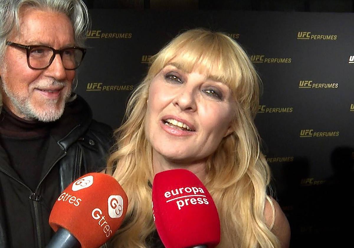 Cayetana Guillén Cuervo, ante los medios de comunicación.