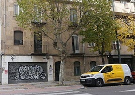 Edificio del paseo del Rollo protegido por el Plan General para el que se ha abierto un proceso de rehabilitación.