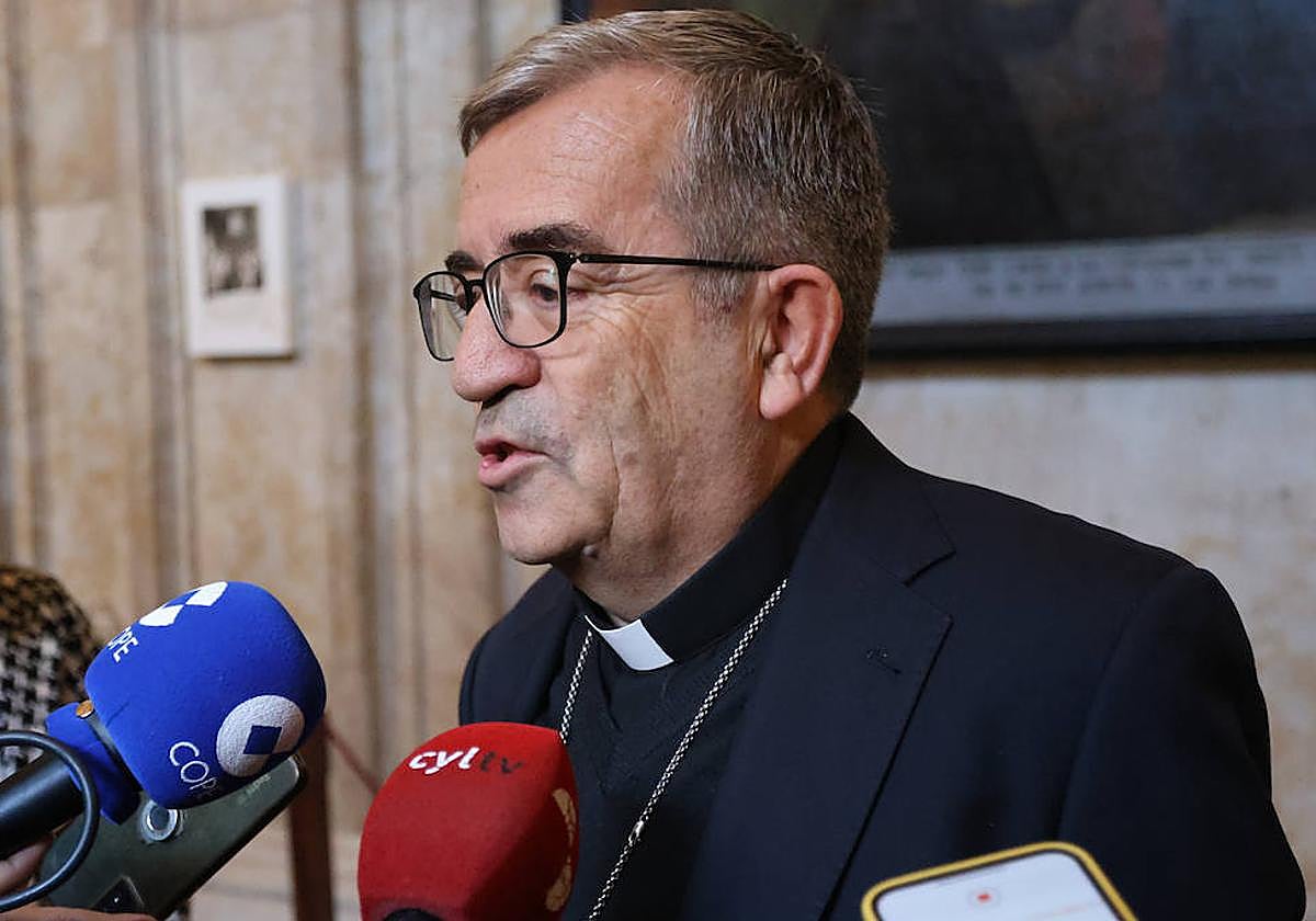 El presidente de la Conferencia Episcopal Española, Luis Argüello, durante su última visita a Salamanca.