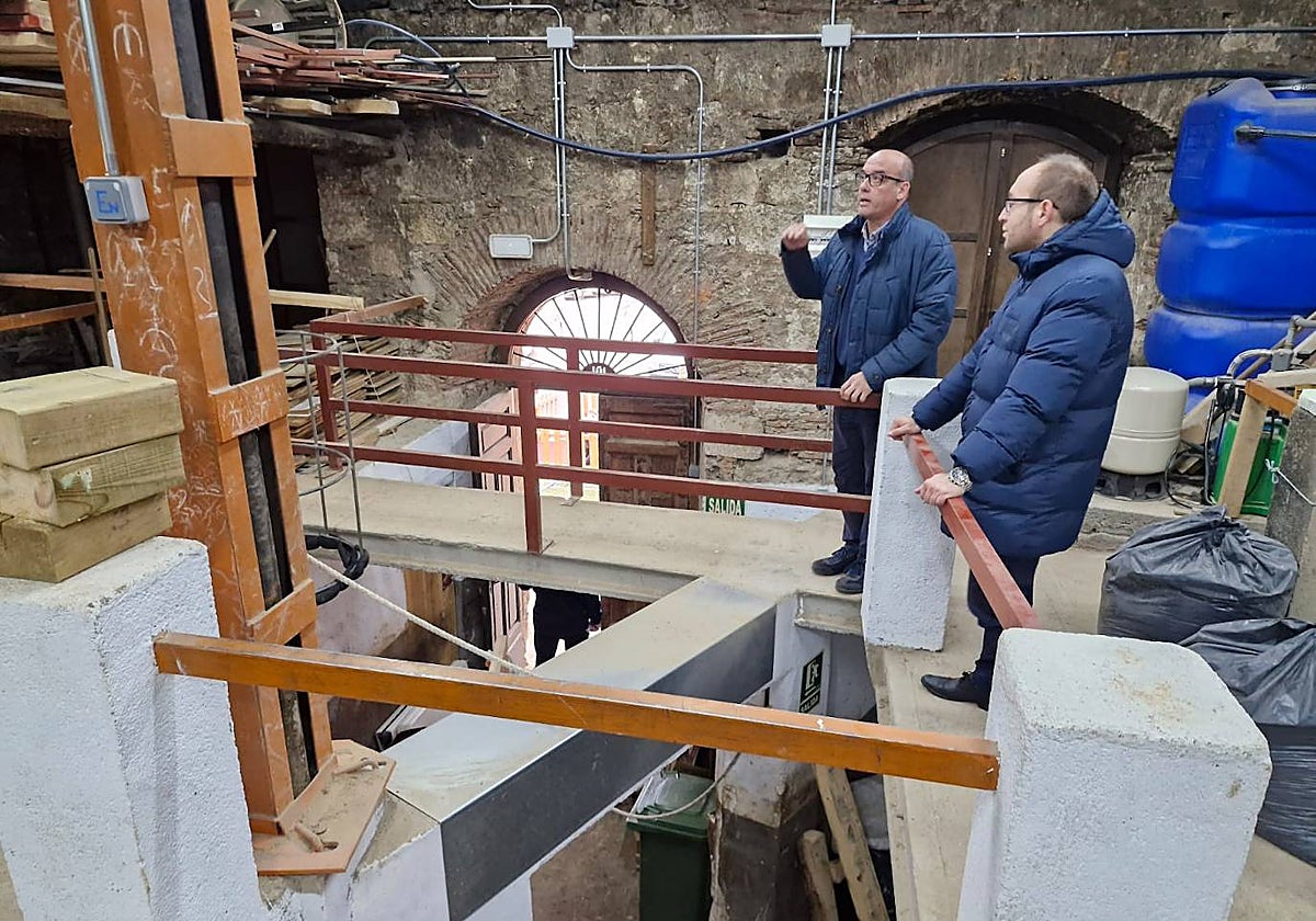 Ramón Sastre y Marcos Iglesias visitan los toriles