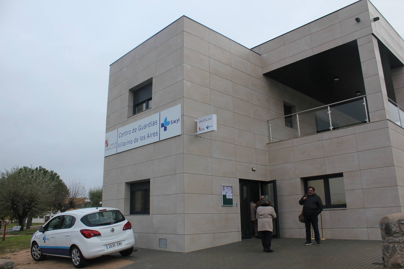 Villarino de los Aires celebra &quot;un servicio público a la altura&quot; con el nuevo centro médico