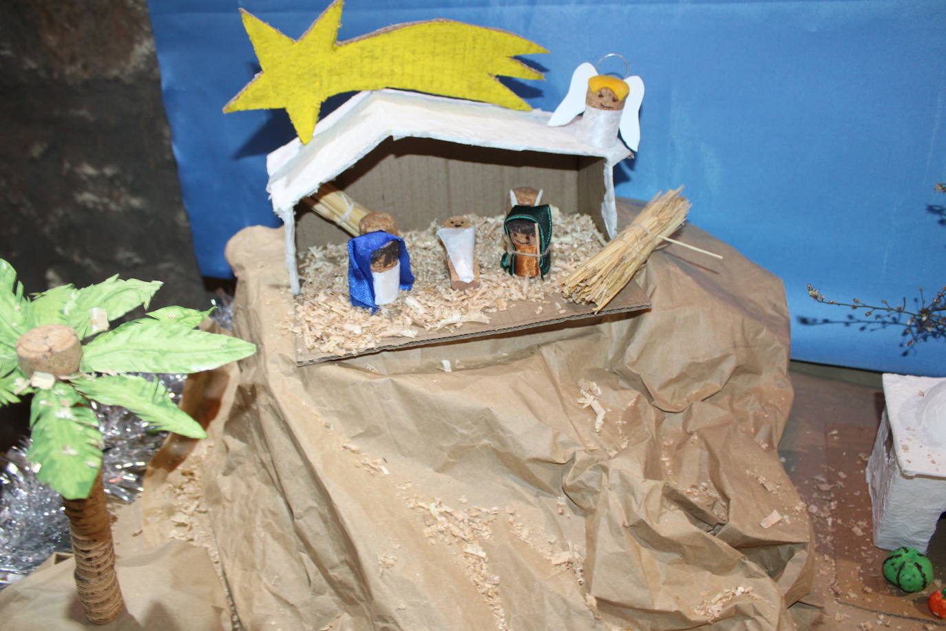 Béjar abre su muestra solidaria de belenes