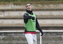 Iván Casado, durante el entrenamiento de este pasado jueves en Las Pistas.
