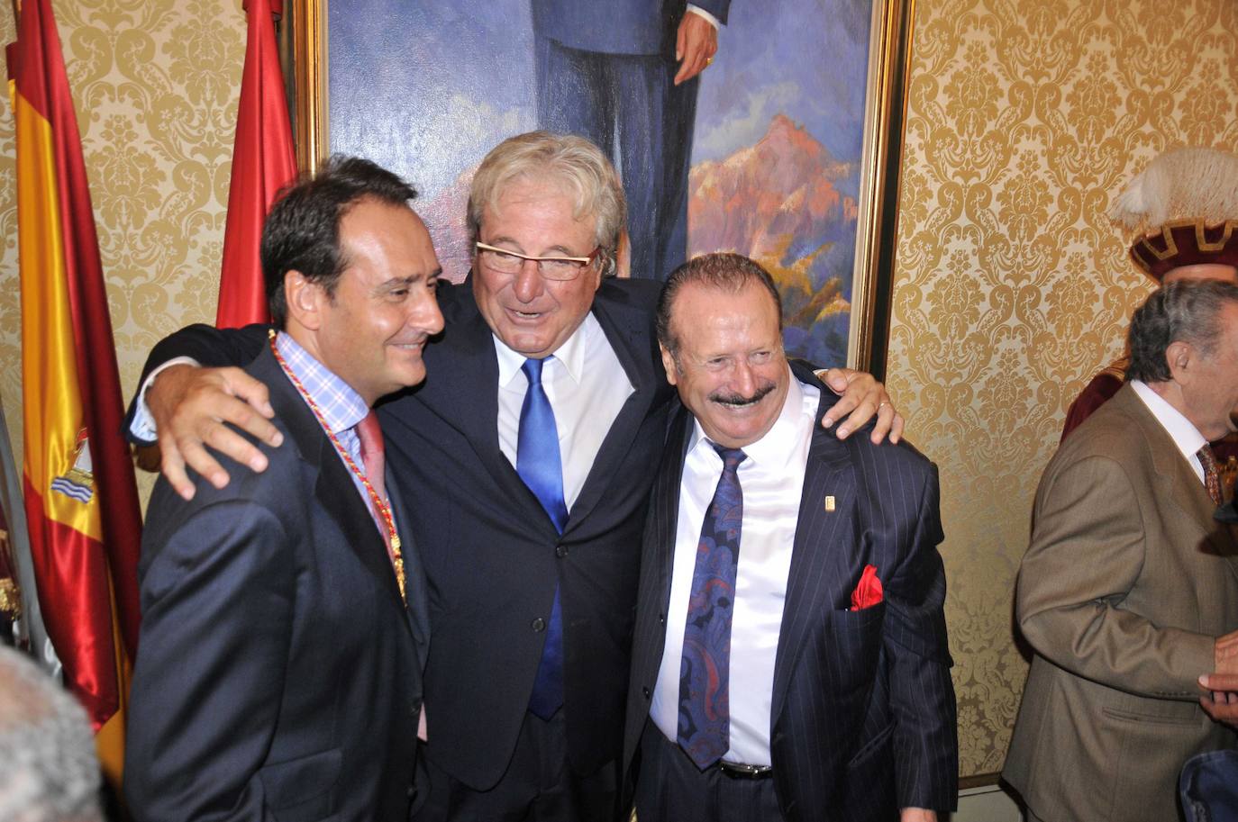 2012 - Jorge D'alessandro protagonizó el pregón desde el balcón dela Casa Consistorial. Le acompañaron Jorge Recio y Silvestre Sánchez Sierra.