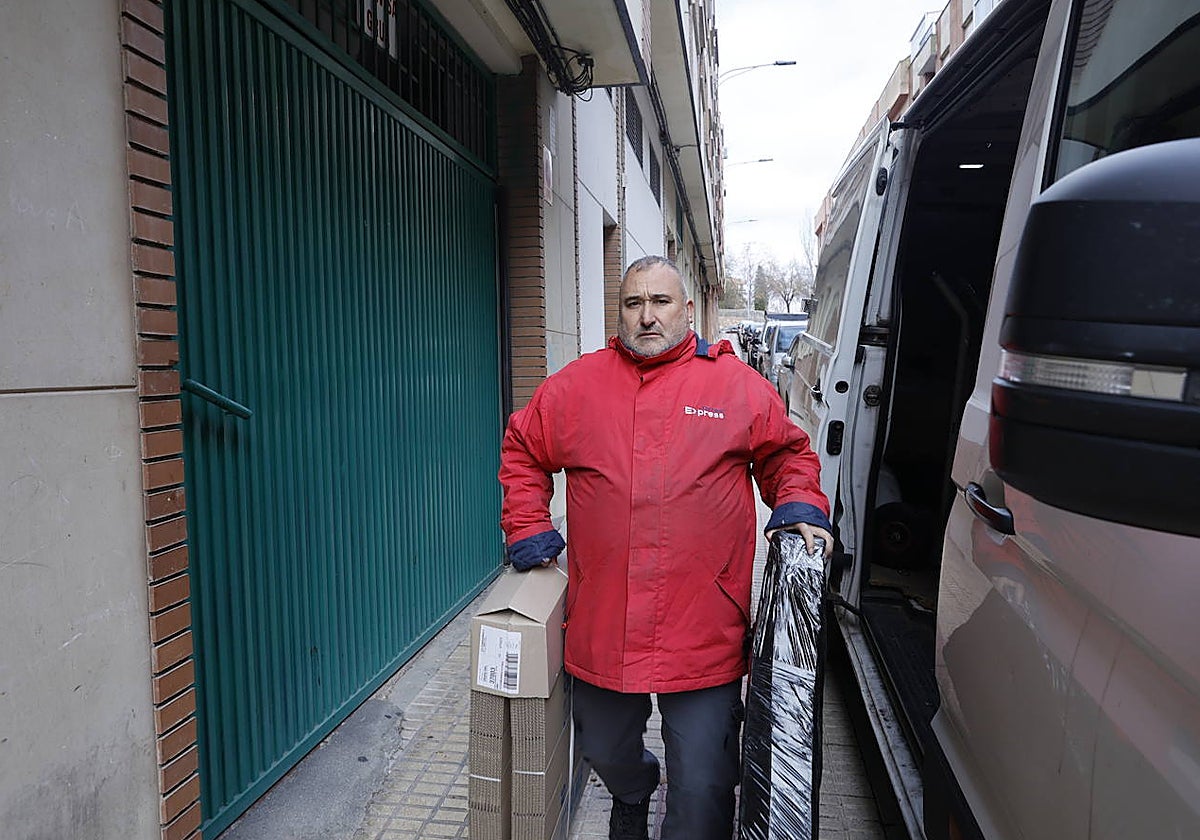 El repartidor José Luis Moreno Merino.