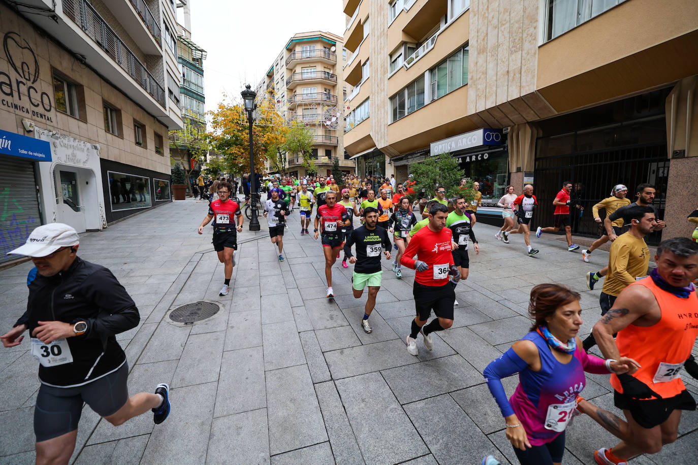 Salamanca corre con sus médicos y Javier Alves y Verónica Sánchez son los más rápidos