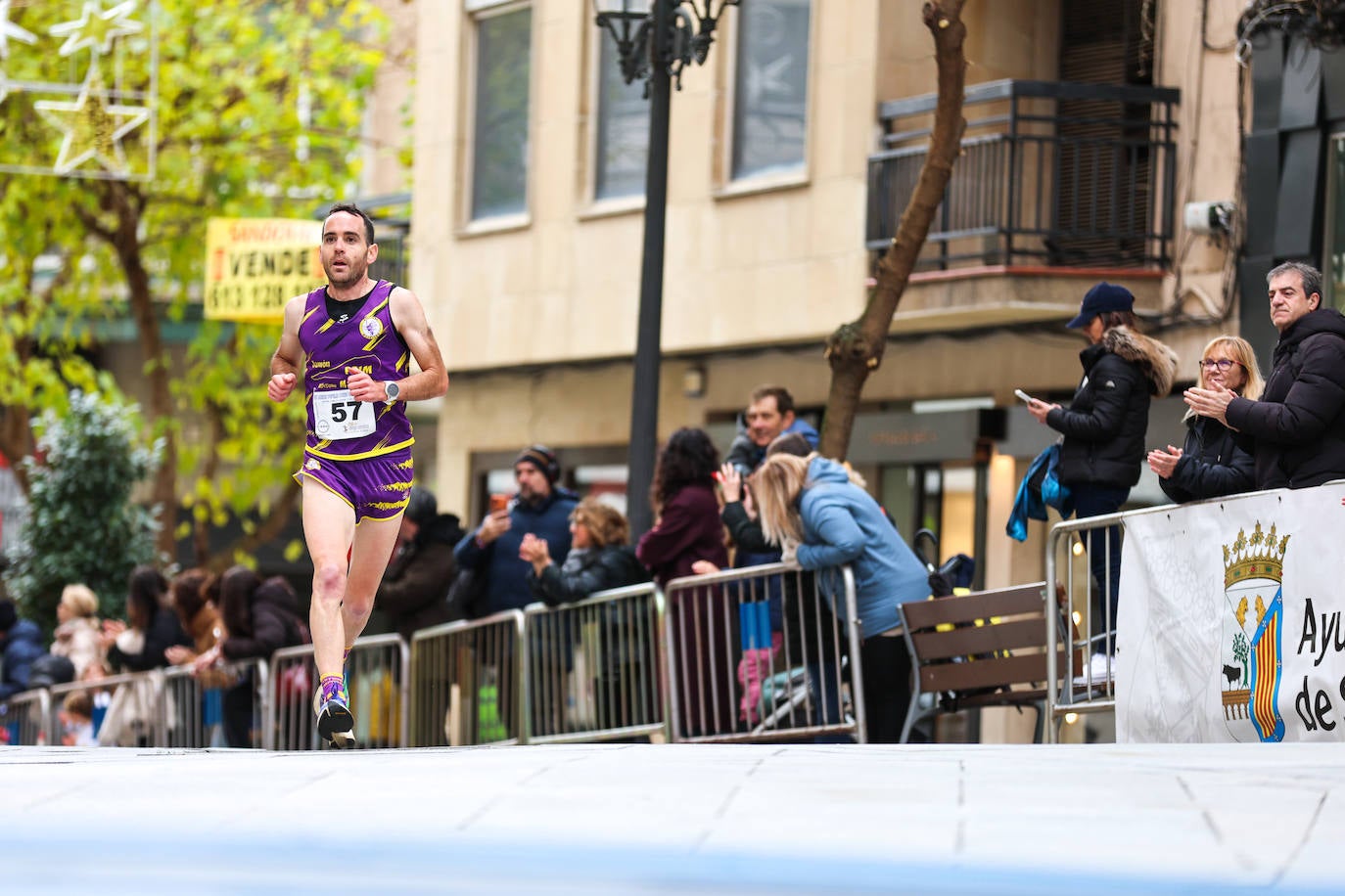 Salamanca corre con sus médicos y Javier Alves y Verónica Sánchez son los más rápidos