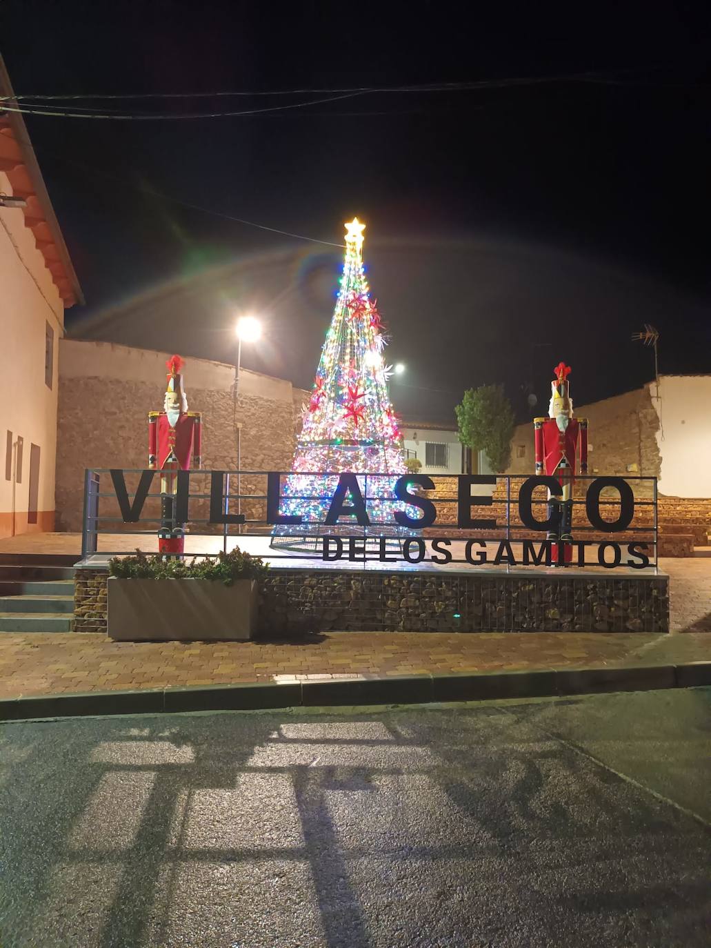 La Navidad deslumbra en Villaseco de los Gamitos