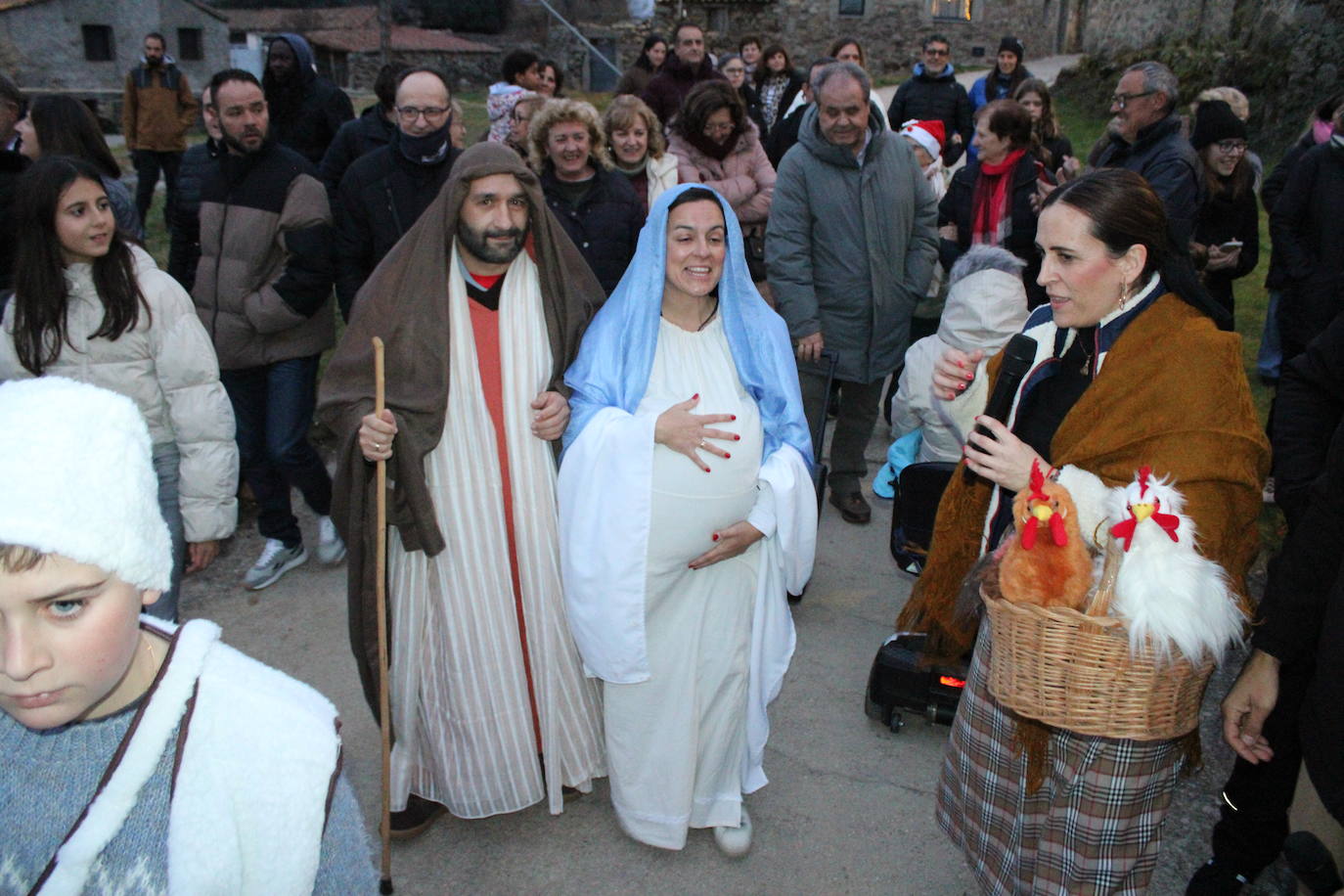 Gallegos de Solmirón celebra un original belén viviente