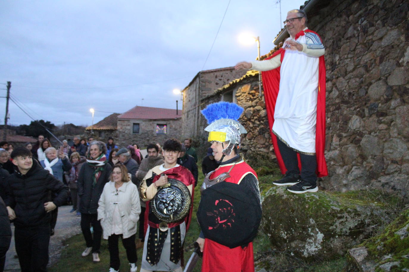 Gallegos de Solmirón celebra un original belén viviente