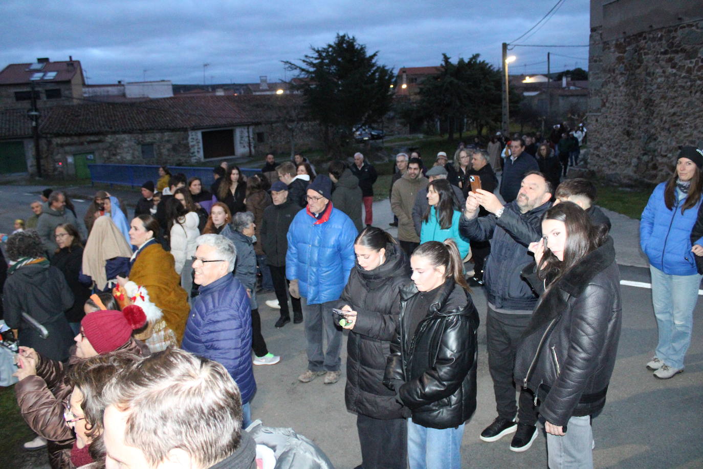 Gallegos de Solmirón celebra un original belén viviente