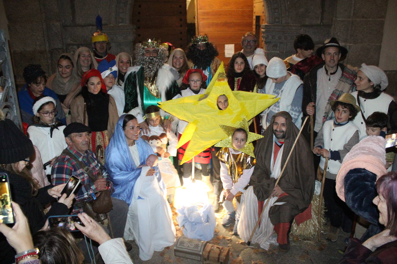 Gallegos de Solmirón celebra un original belén viviente
