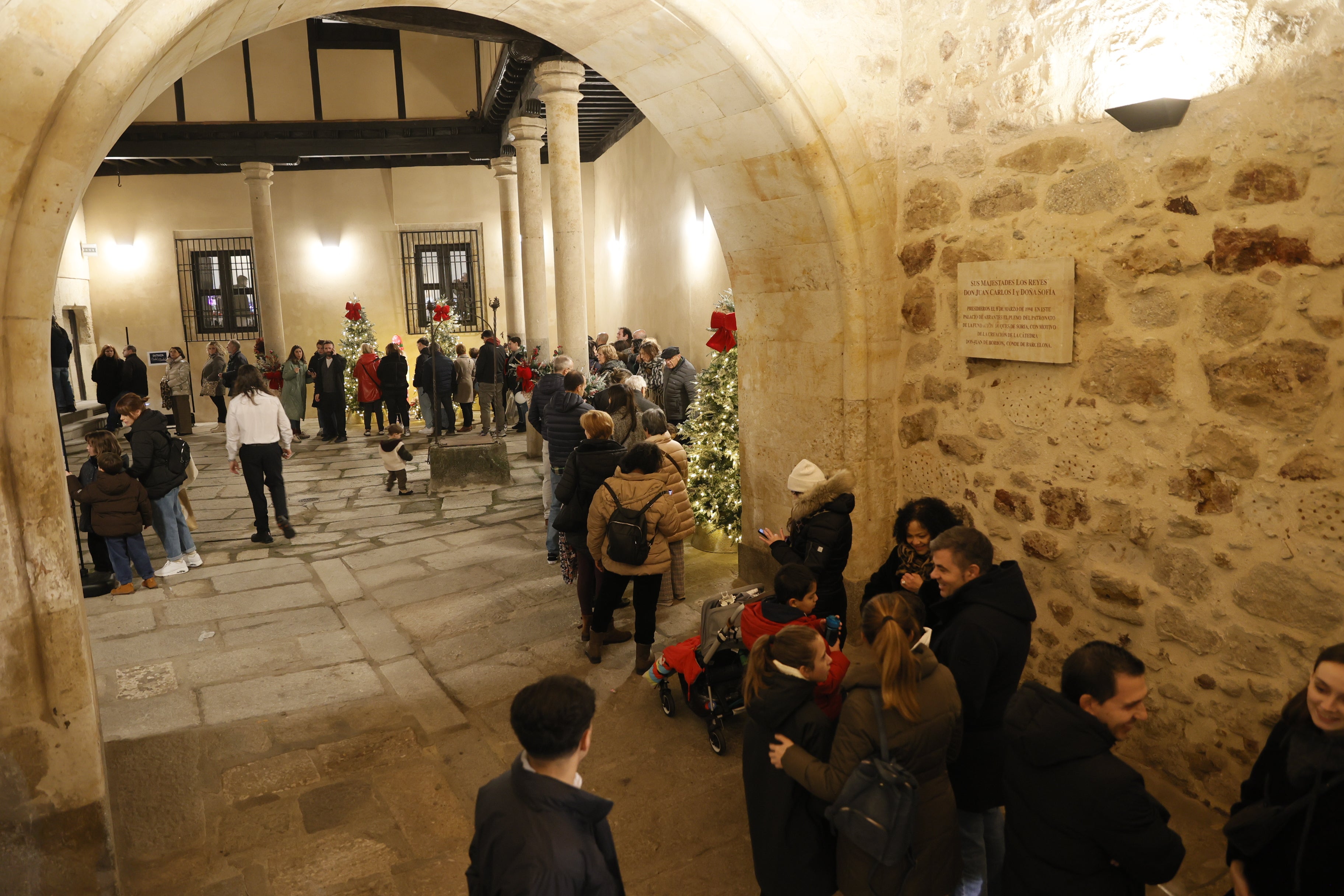 Salamanca, a rebosar: colas en el Huerto y los Anaya, y la Plaza y la Rúa, a reventar