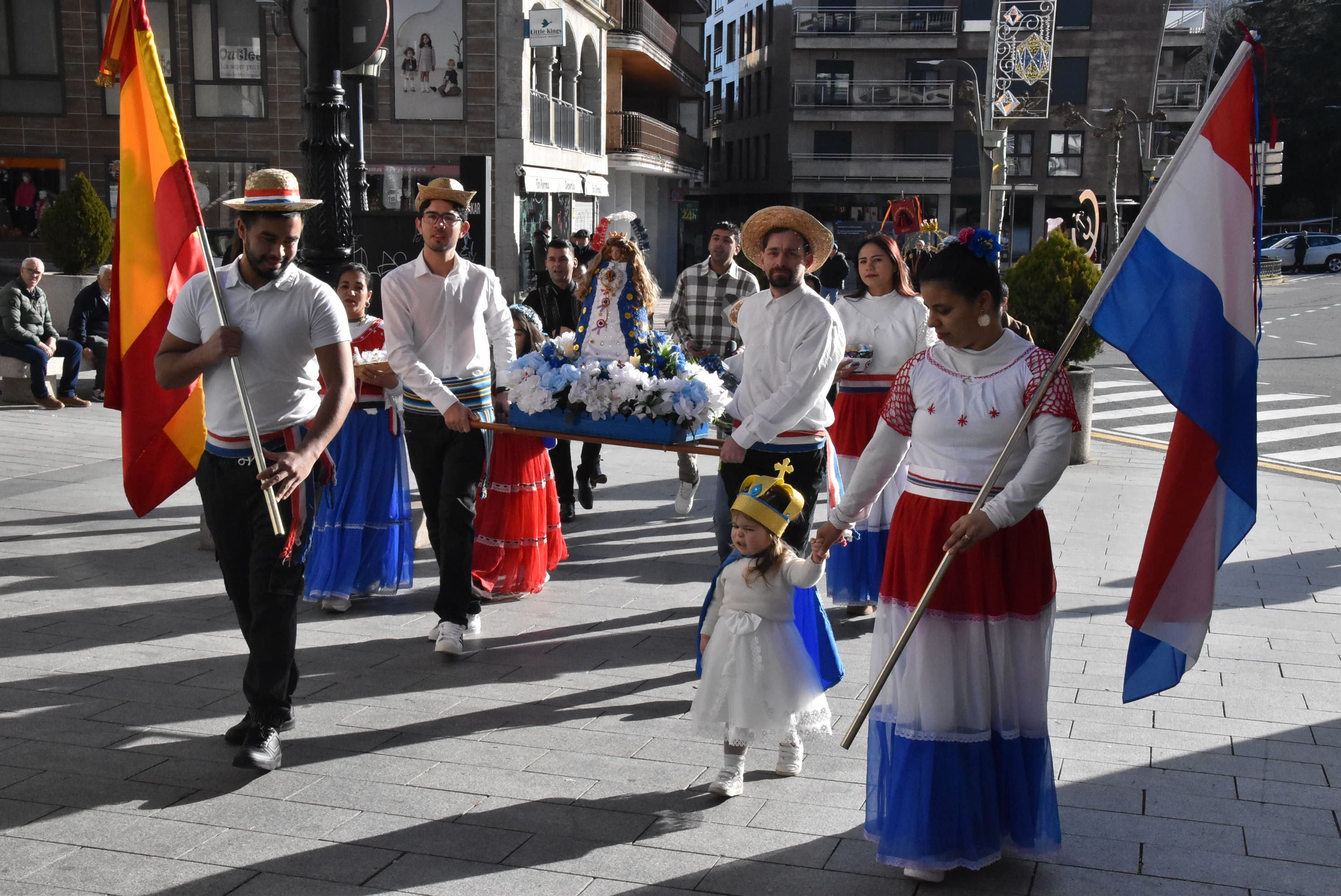 Procesión con la Virgen de Caacupé en Béjar