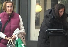 Anabel Pantoja, con su madre Merchi Bernal y su hija Alma.